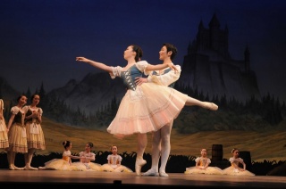 �摜(320x212)�E�g��摜(640x425)