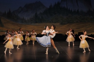 �摜(320x212)�E�g��摜(640x425)