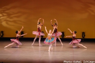 �摜(320x213)�E�g��摜(640x426)